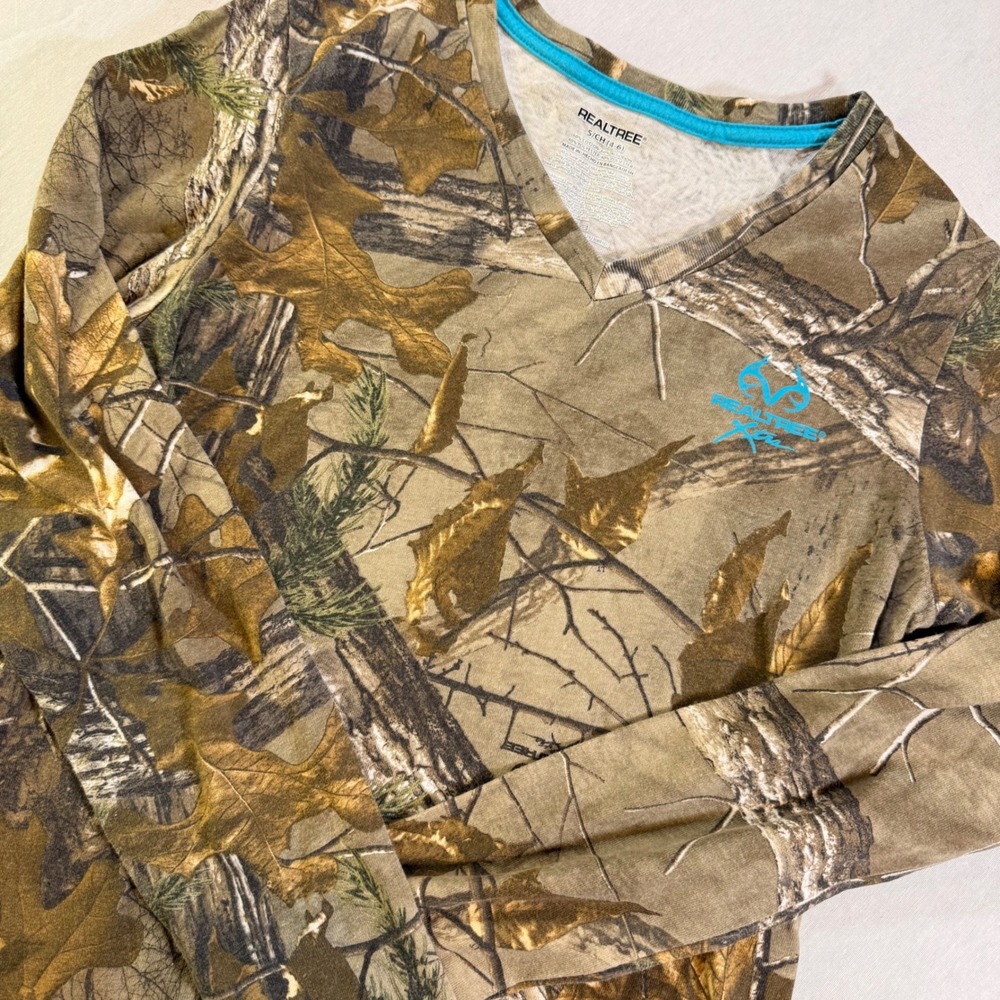 Realtree Long Sleeve T-Shirt Women S Brown Camo Xtra V-Neck Hunting Outdoors